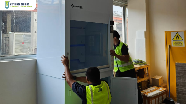 Installation of Ducted Fume Hood